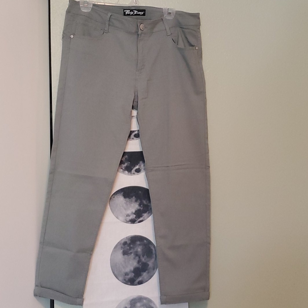 Pants - Picture 5 of 5